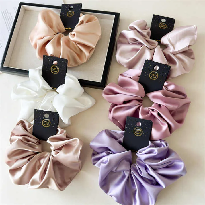 إكسسوارات شعر للنساء والفتيات  Accessories for Women and Girls ربطات شعر حريرية