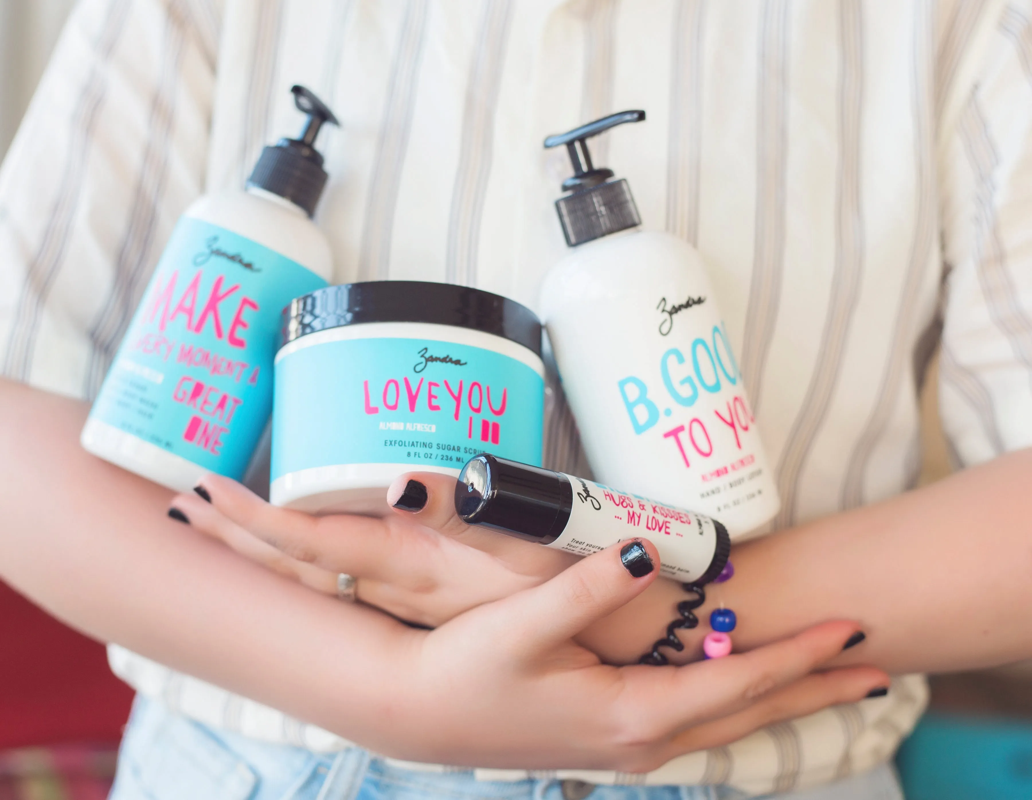 ALMOND ALFRESCO - HAND & BODY LOTION