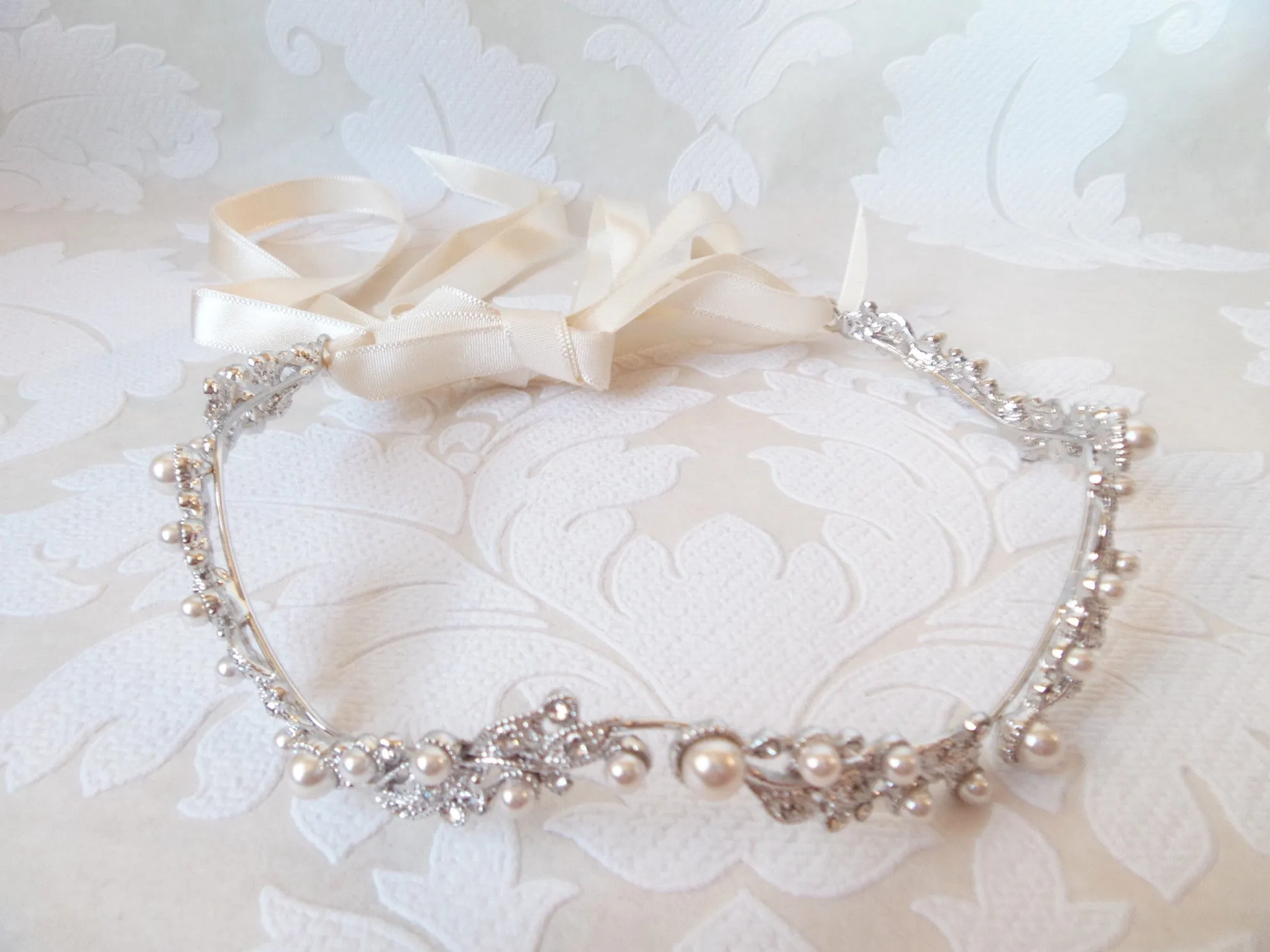 Bridal Headpiece with Flexible Headband and Ribbon Tie for Vintage Wedding in Floral Vine Motif